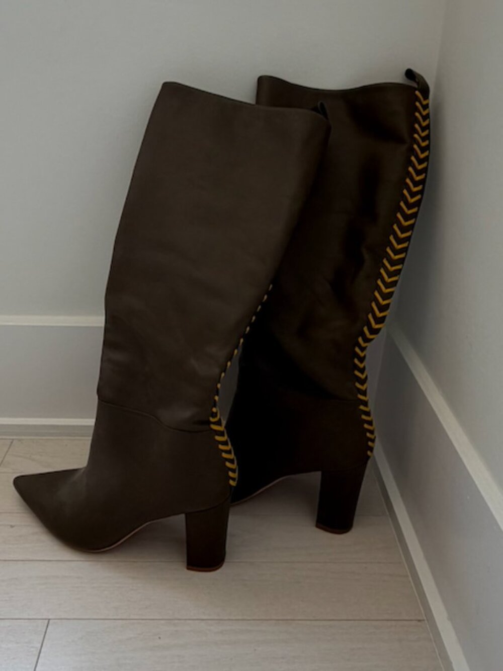 High Knee and Heeled Ulla Johnson Brown Leather Boot | EU 39